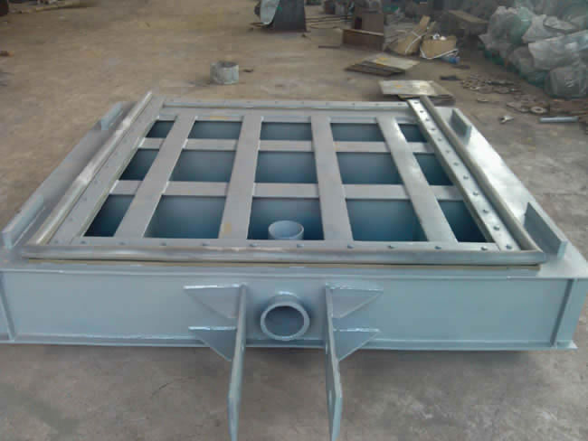 ����բ��