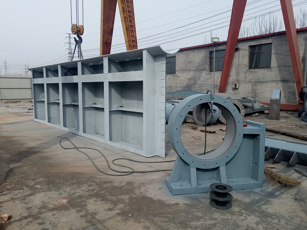 ����բ��