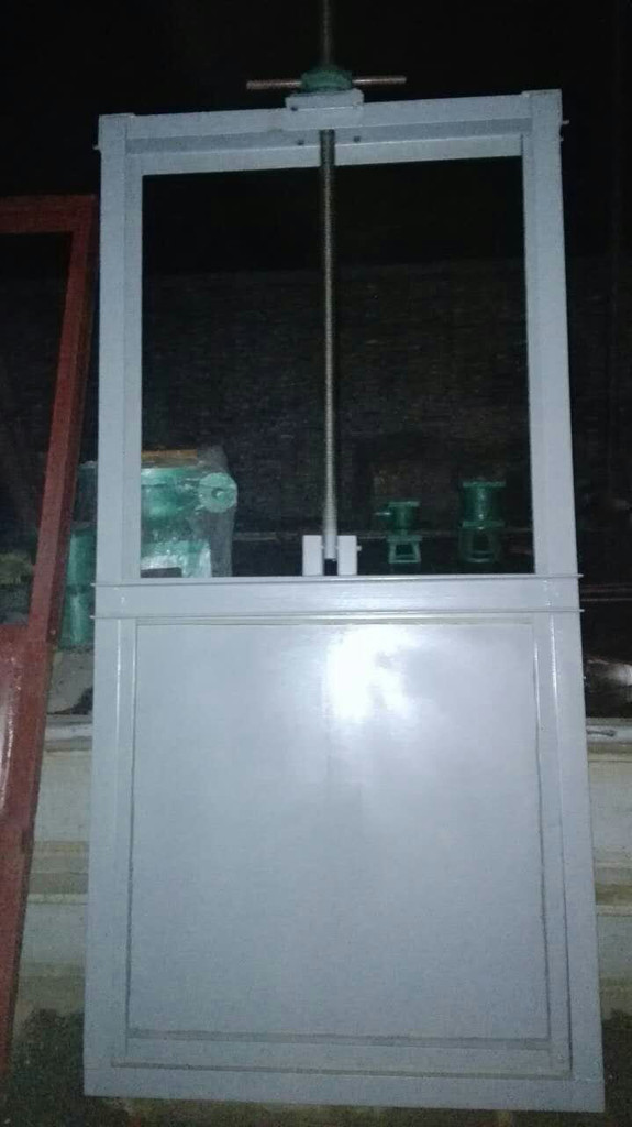 ����բ��