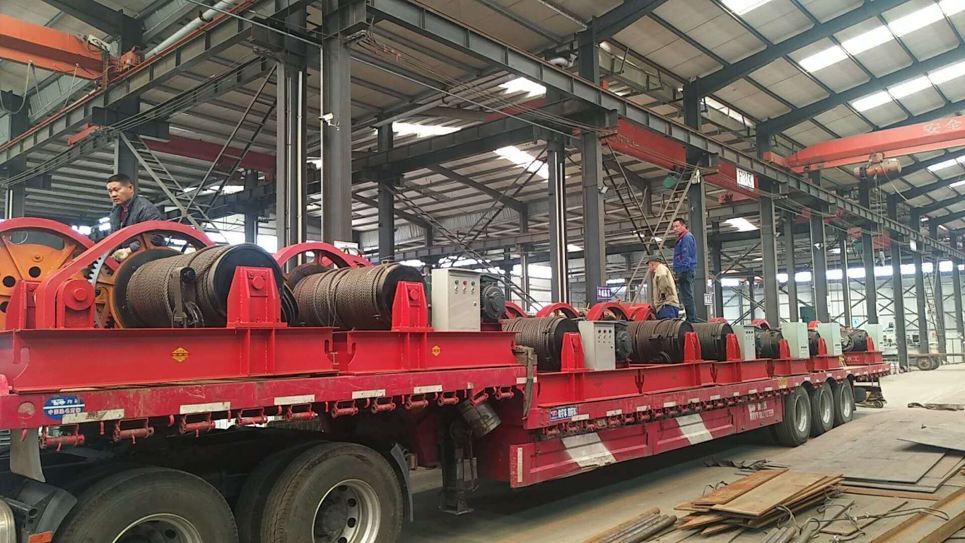 װ������