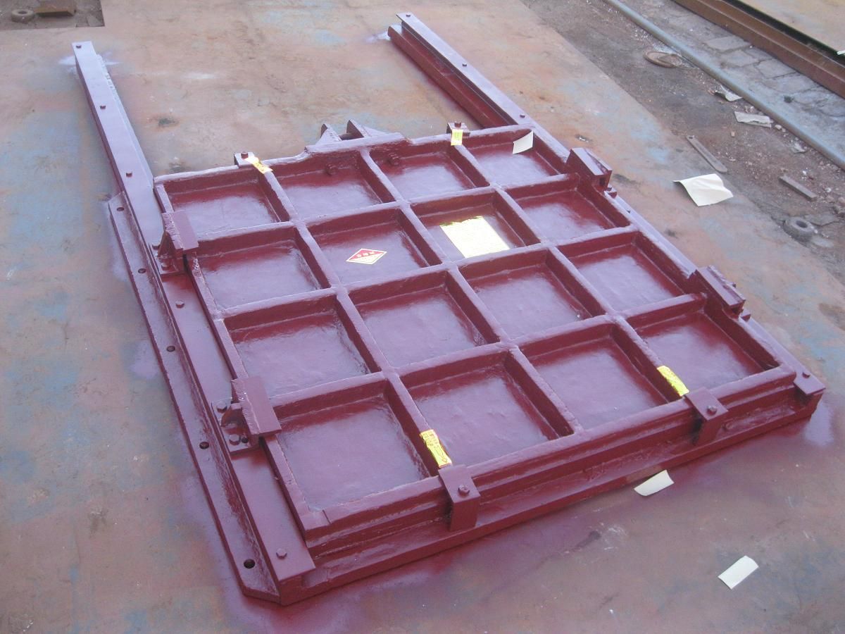 ����բ��